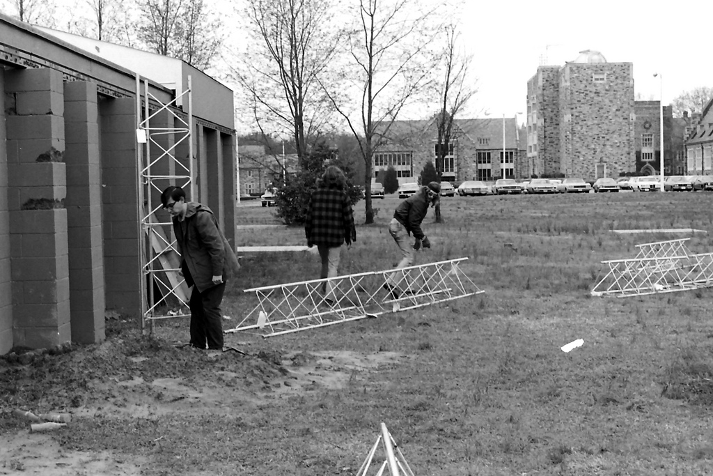 WLYX Tower Construction- April-1975