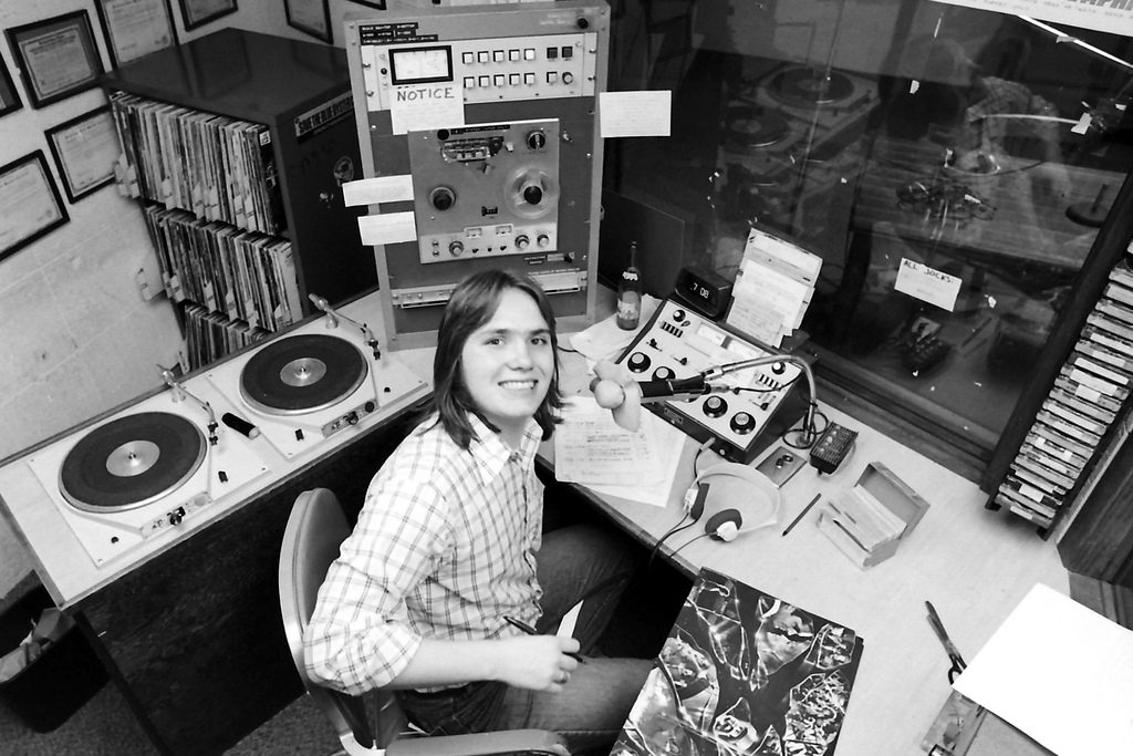 Gil Rossner - WLYX Studio April 1975 (2)